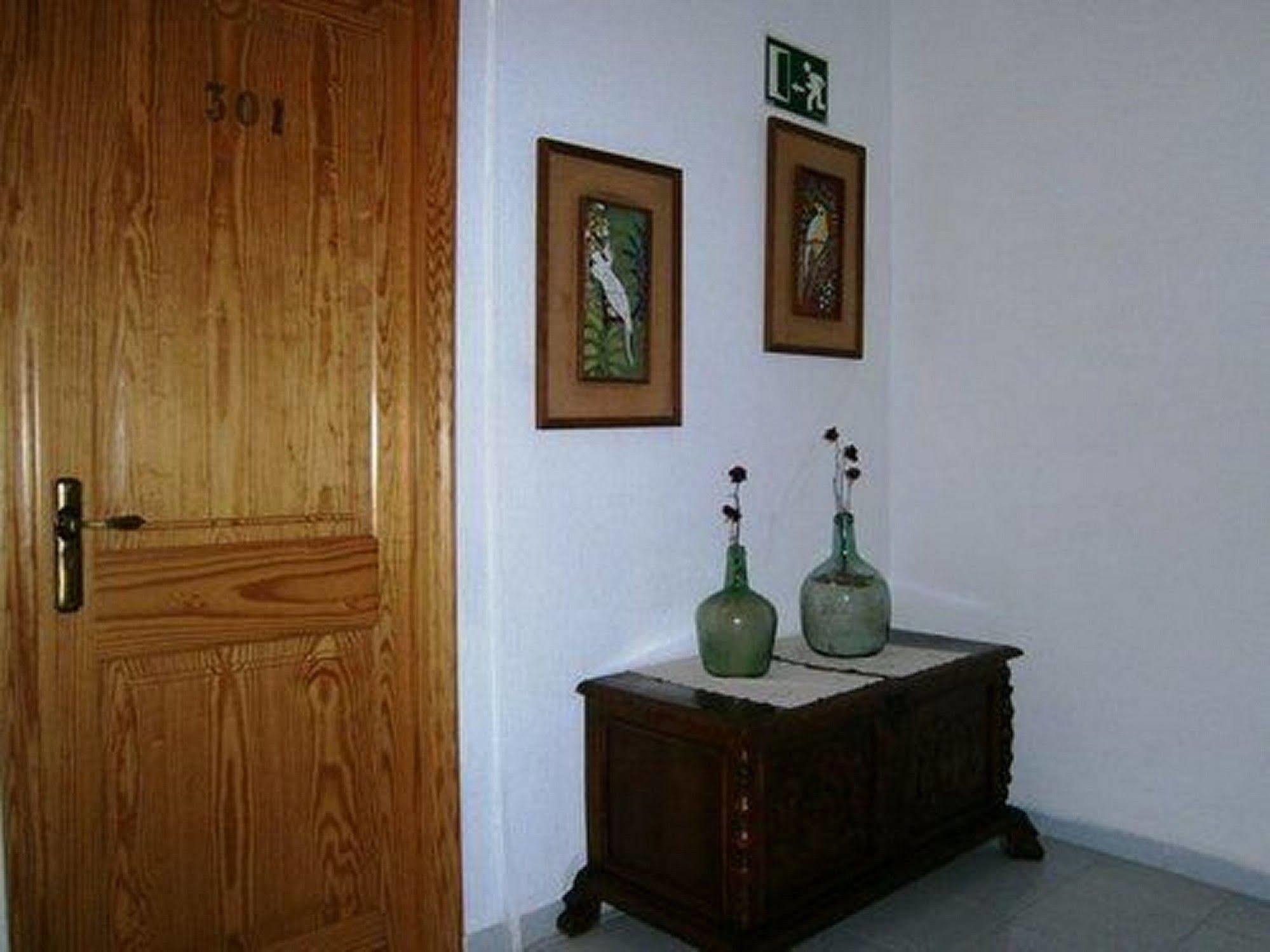 Hostal Vista Alegre Port de Alcudia  Esterno foto